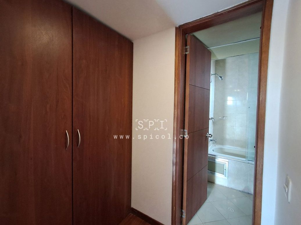 Apartamento de 3 alcobas en venta en Los Cedros, Bogotá, 131 m² · foto 20 de 20