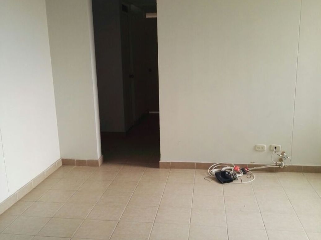 Apartamento en arriendo en El Ensueño, Bogotá · foto 5 de 15