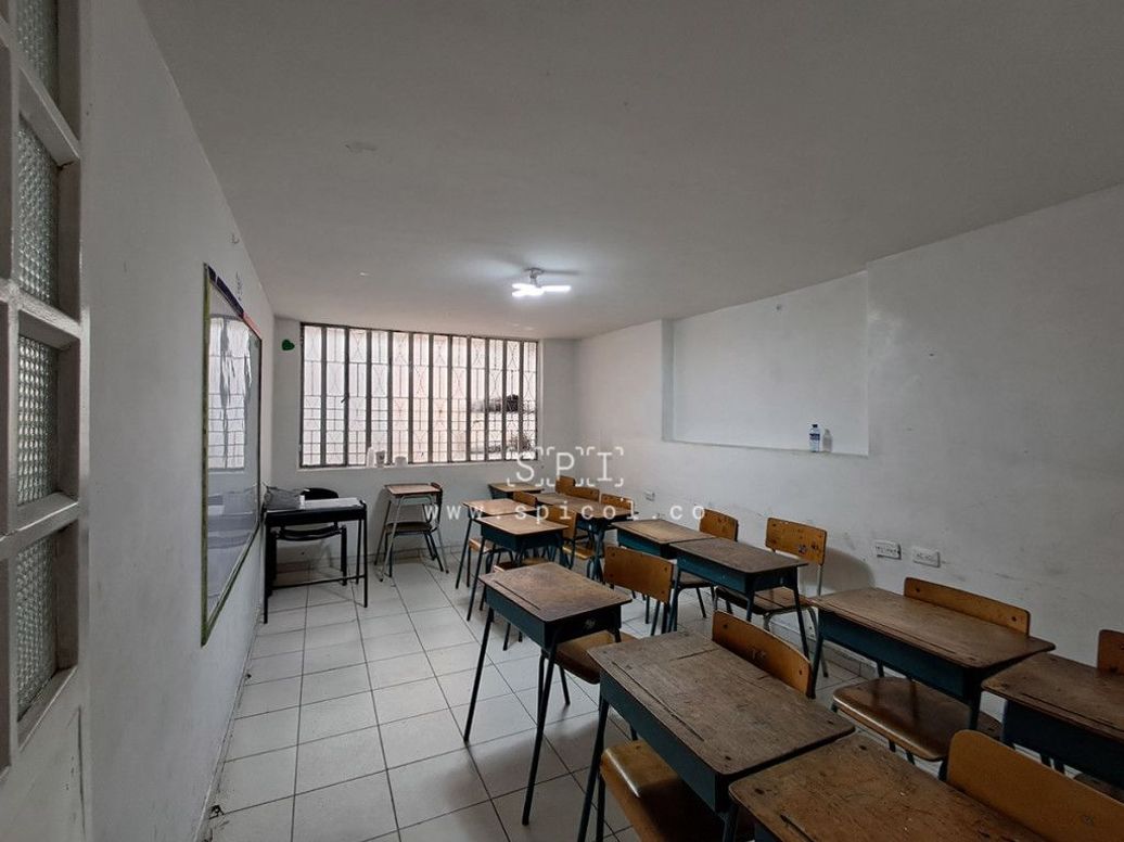Casa de 10 alcobas en venta en Santa Helenita, Bogotá, 380 m² · foto 20 de 20