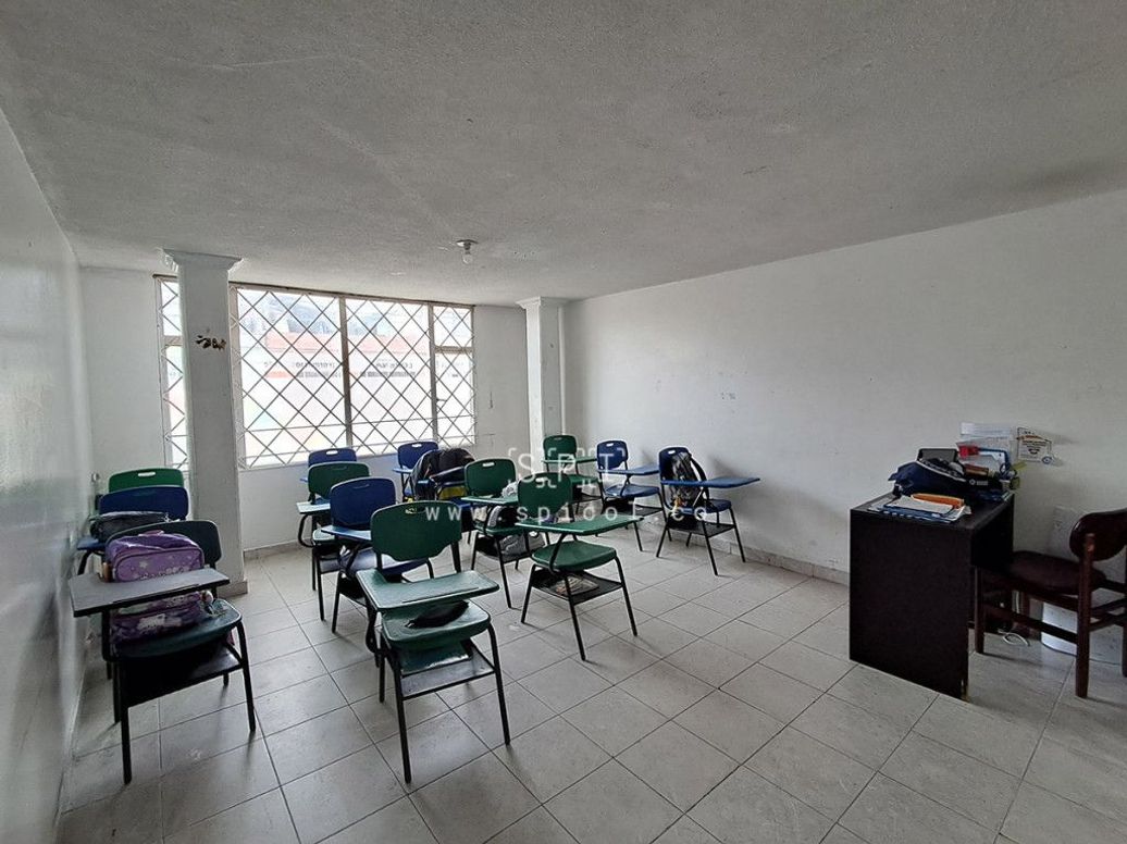 Casa de 10 alcobas en venta en Santa Helenita, Bogotá, 380 m² · foto 4 de 20