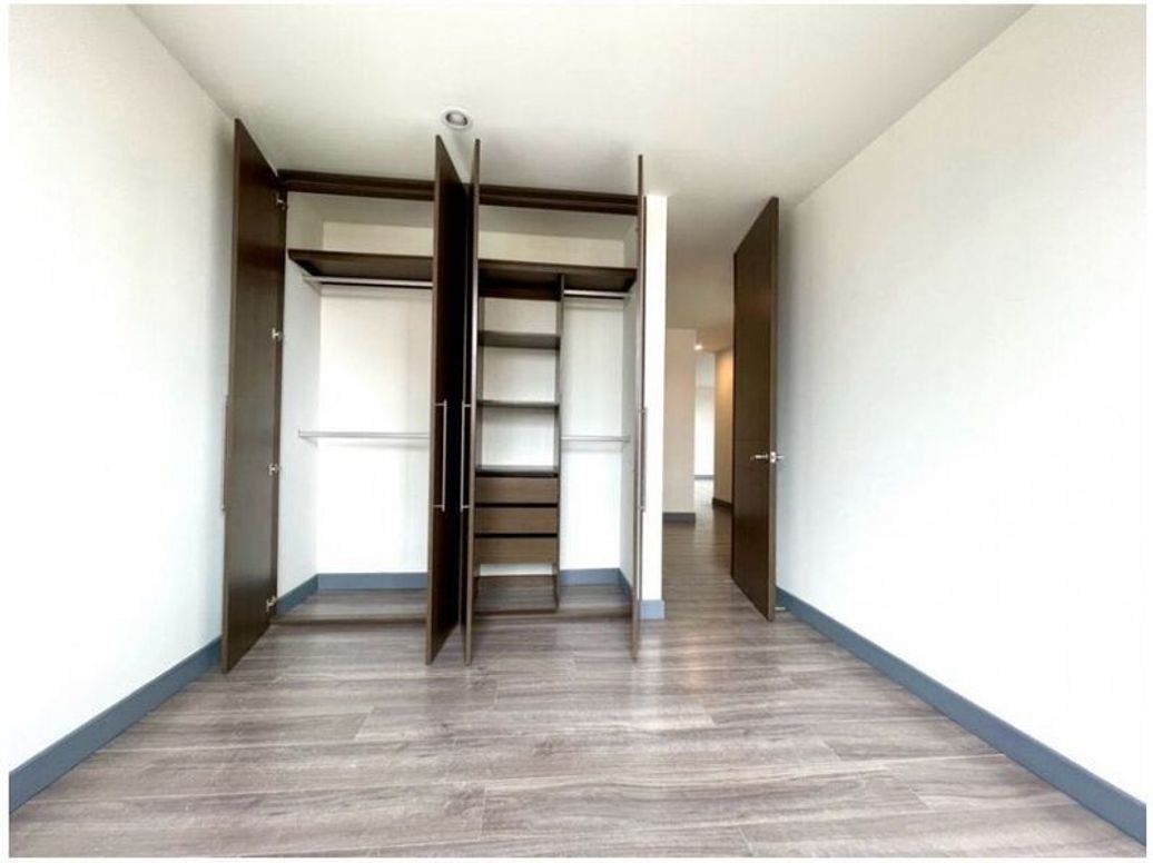Apartamento de 3 alcobas en venta en Caobos Salazar, Bogotá, 110 m² · foto 14 de 20