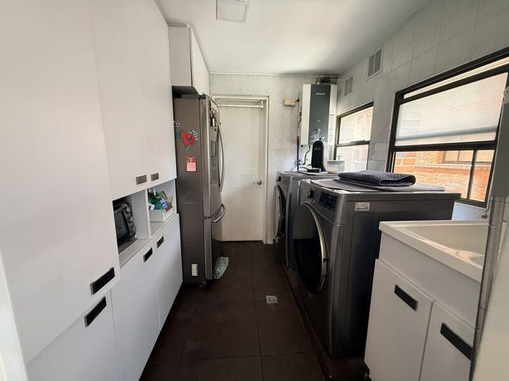 Apartamento de 4 alcobas en venta en El Contador, Bogotá, 151 m² · foto 3 de 20