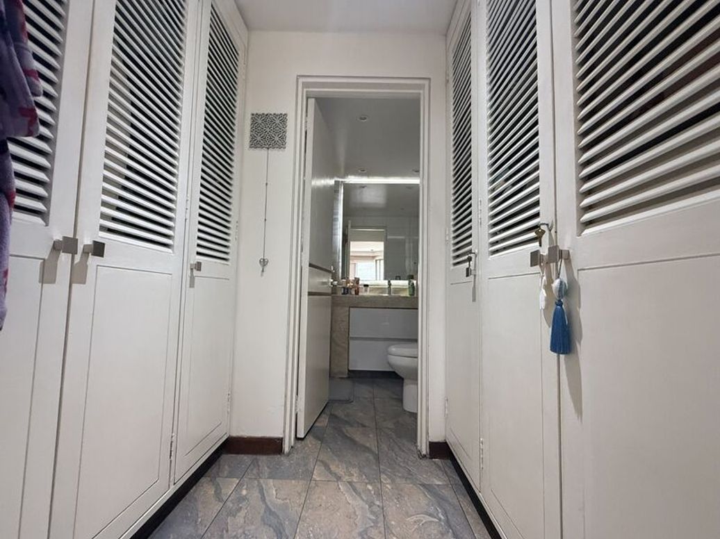 Apartamento de 4 alcobas en venta en El Contador, Bogotá, 151 m² · foto 14 de 20