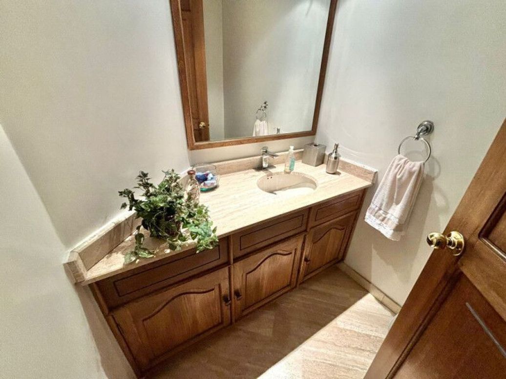 Apartamento de 3 alcobas en venta en Bellavista, Bogotá, 176 m² · foto 3 de 20