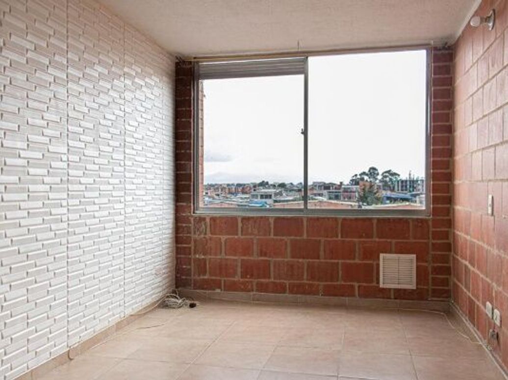 Apartamento de 3 alcobas en venta en El Rincon, Bogotá, 48 m² · foto 2 de 12