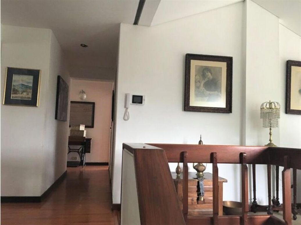 Casa de 4 alcobas en venta en Mónaco, Bogotá, 256 m² · foto 10 de 20