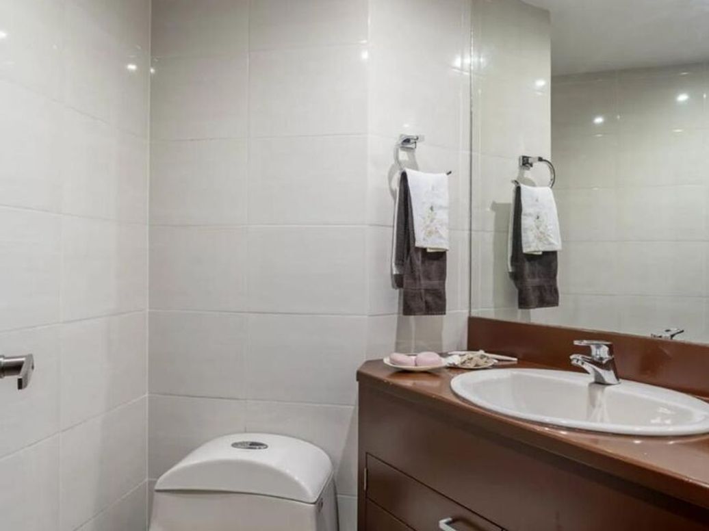 Apartamento de 3 alcobas en venta en San Patricio, Bogotá, 200 m² · foto 6 de 20