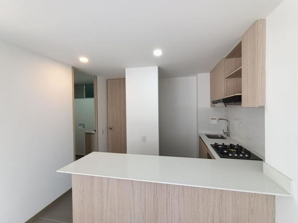 APARTAMENTO EN ARRIENDO en La Colina