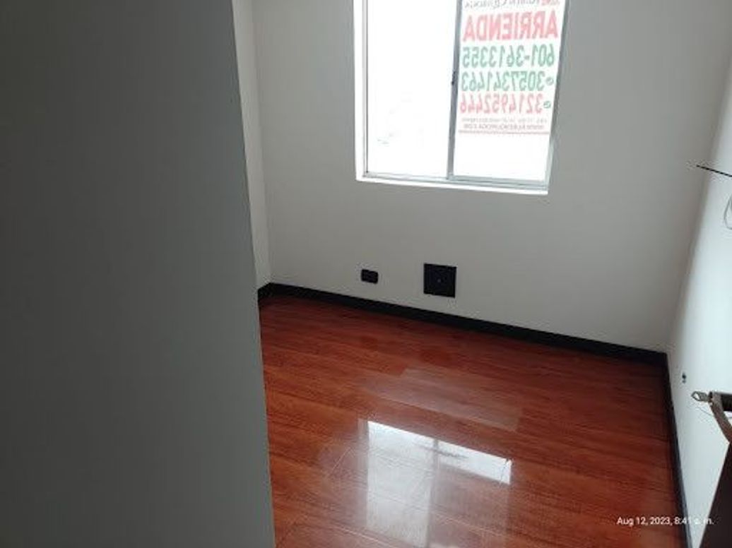 Apartamento de 3 alcobas en venta en Ismael Perdomo, Bogotá, 62 m² · foto 4 de 20