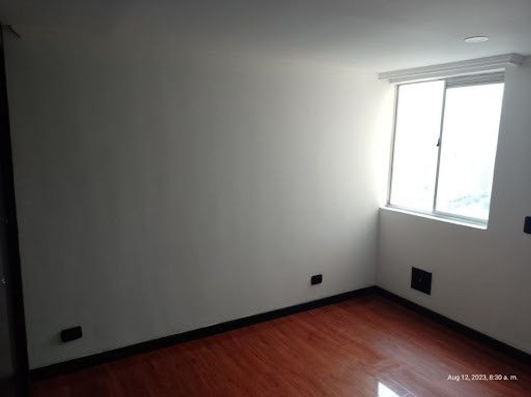 Apartamento de 3 alcobas en venta en Ismael Perdomo, Bogotá, 62 m² · foto 11 de 20
