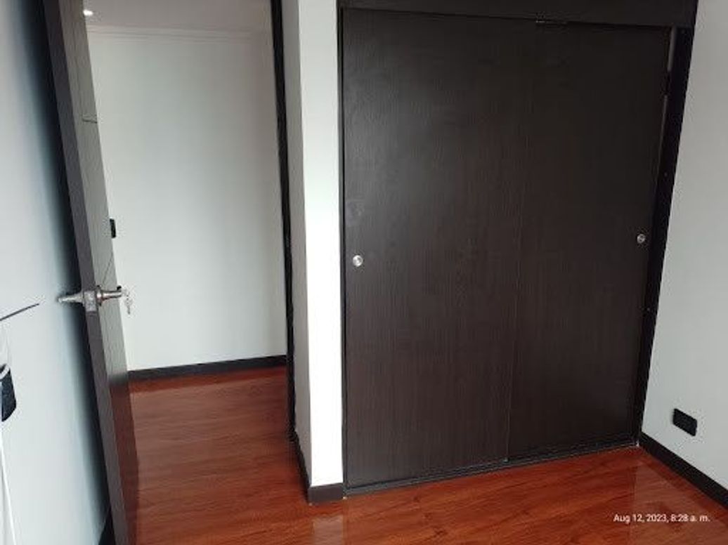 Apartamento de 3 alcobas en venta en Ismael Perdomo, Bogotá, 62 m² · foto 18 de 20