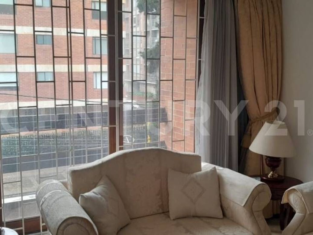Apartamento de 3 alcobas en venta en San Patricio, Bogotá, 131 m² · foto 7 de 12