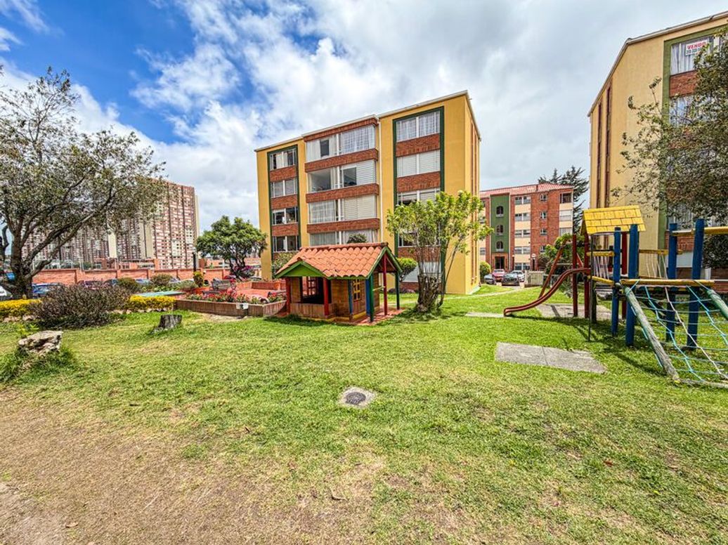 Apartamento de 4 alcobas en venta en El Redil, Bogotá, 110 m² · foto 16 de 17