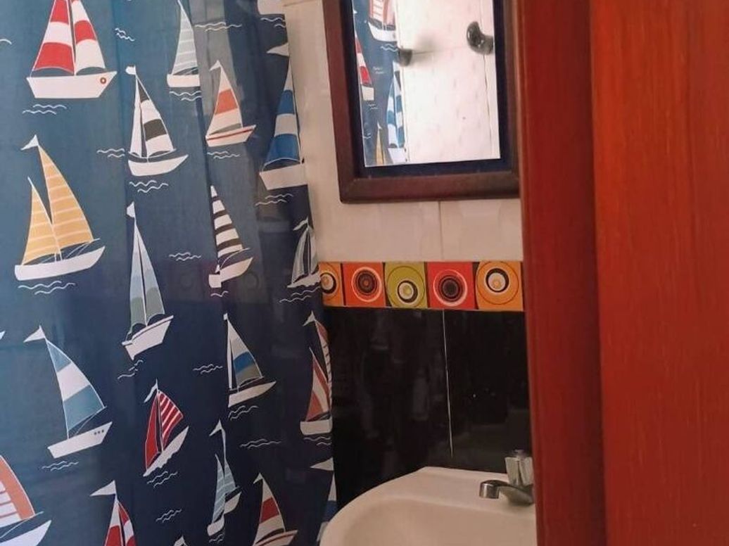 Casa de 6 alcobas en venta en La Cabaña, Bogotá, 240 m² · foto 3 de 20