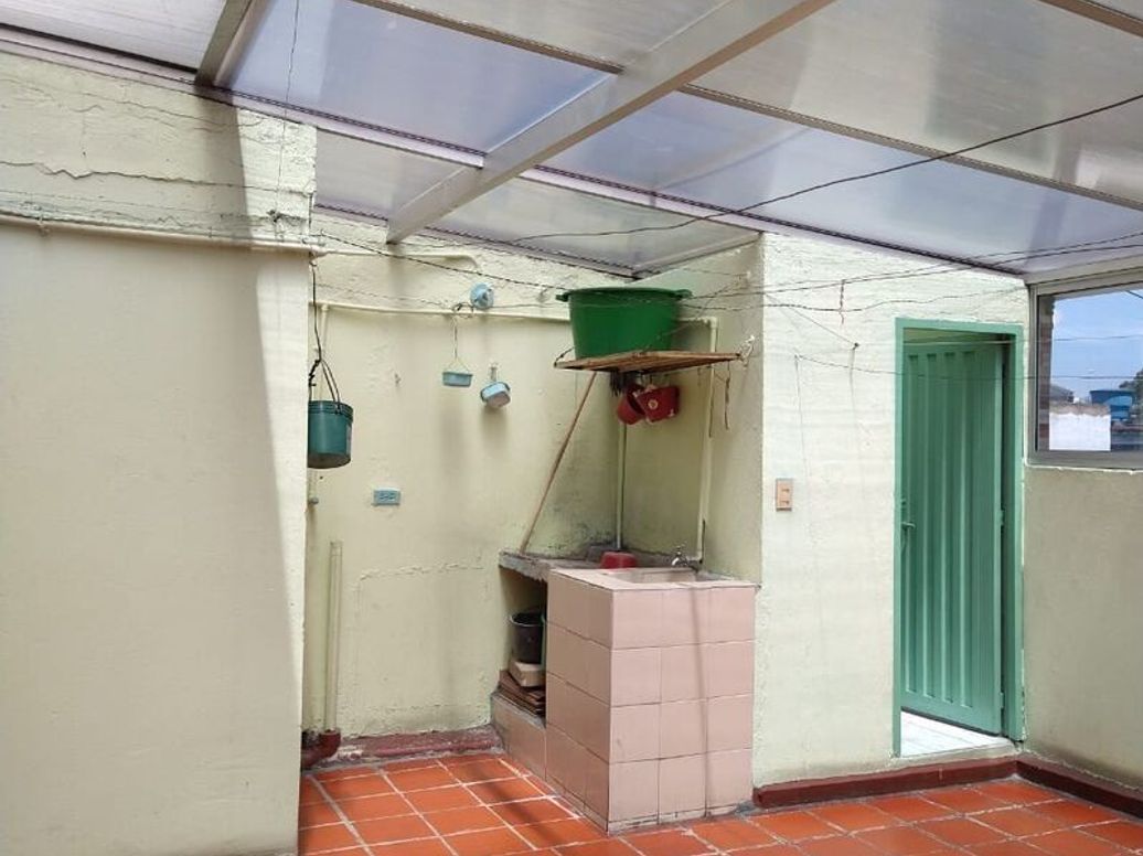 Casa de 8 alcobas en venta en San Jorge, Bogotá, 471 m² · foto 5 de 15