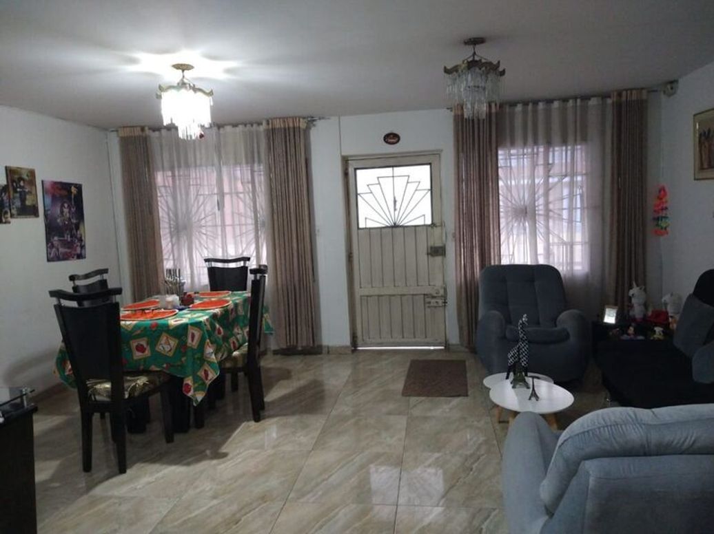 Casa de 5 alcobas en venta en Jiménez De Quesada, Bogotá, 154 m² · foto 5 de 9
