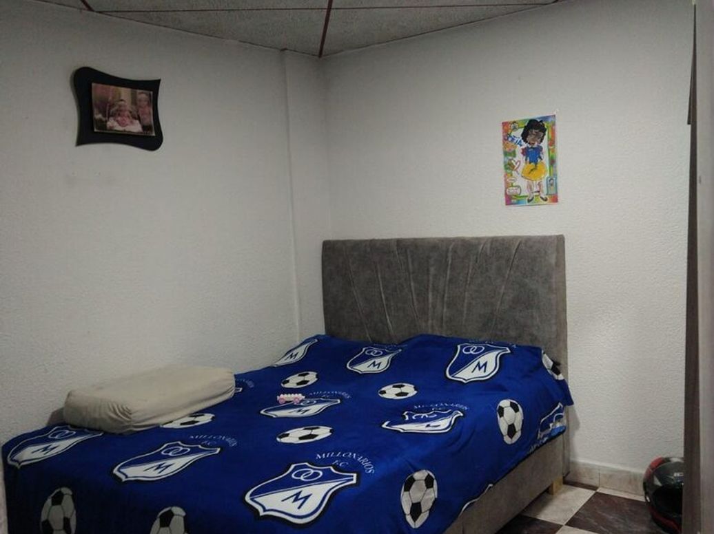 Casa de 5 alcobas en venta en Santa Yolanda, Bogotá, 144 m² · foto 15 de 15