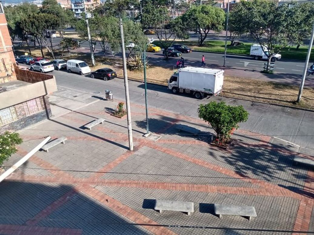 Casa de 11 alcobas en venta en Nuevo Kennedy - El Descanso, Bogotá, 288 m² · foto 10 de 10