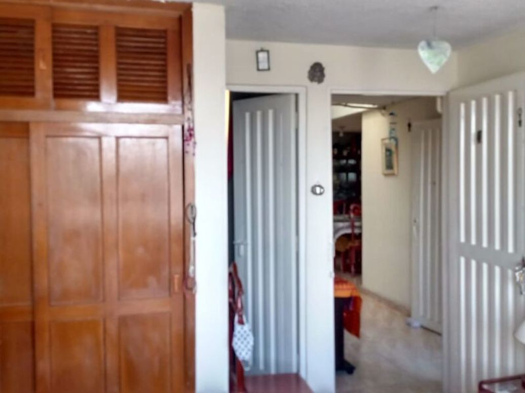 Casa de 11 alcobas en venta en Nuevo Kennedy - El Descanso, Bogotá, 288 m² · foto 4 de 10