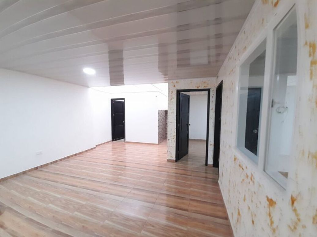 Casa de 12 alcobas en venta en Olaya, Bogotá, 378 m² · foto 5 de 20