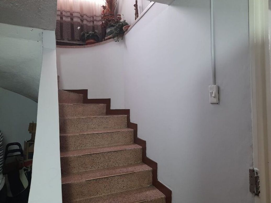Casa de 9 alcobas en venta en La Cabaña, Bogotá, 236 m² · foto 7 de 15
