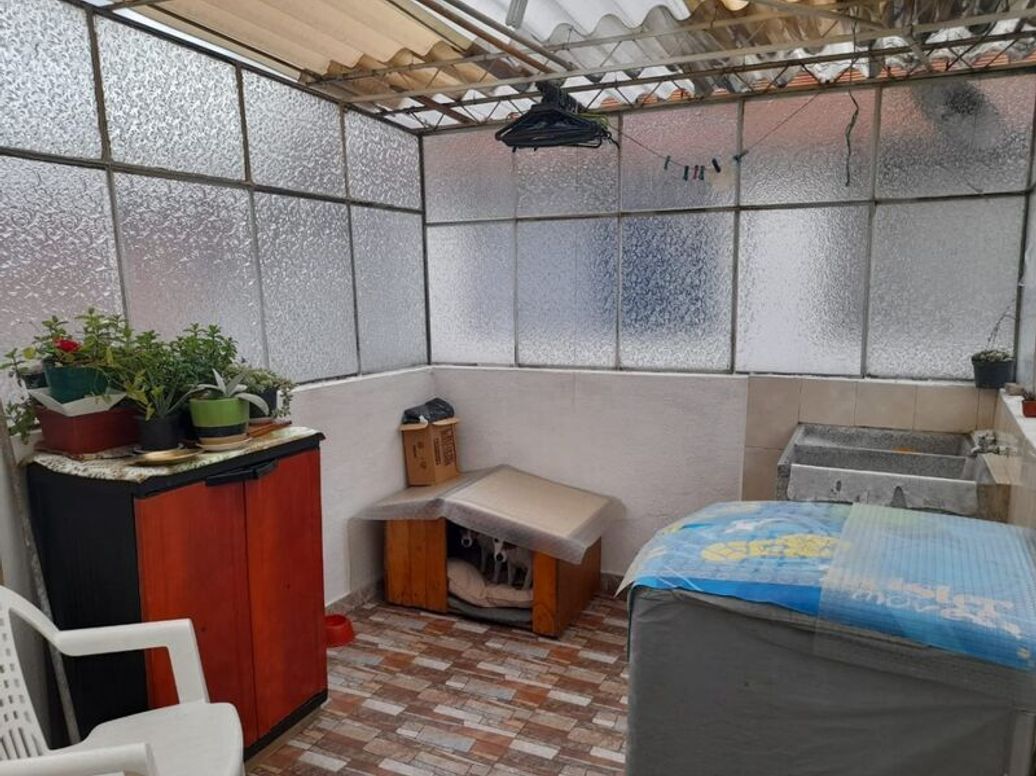 Casa de 9 alcobas en venta en La Cabaña, Bogotá, 236 m² · foto 4 de 15
