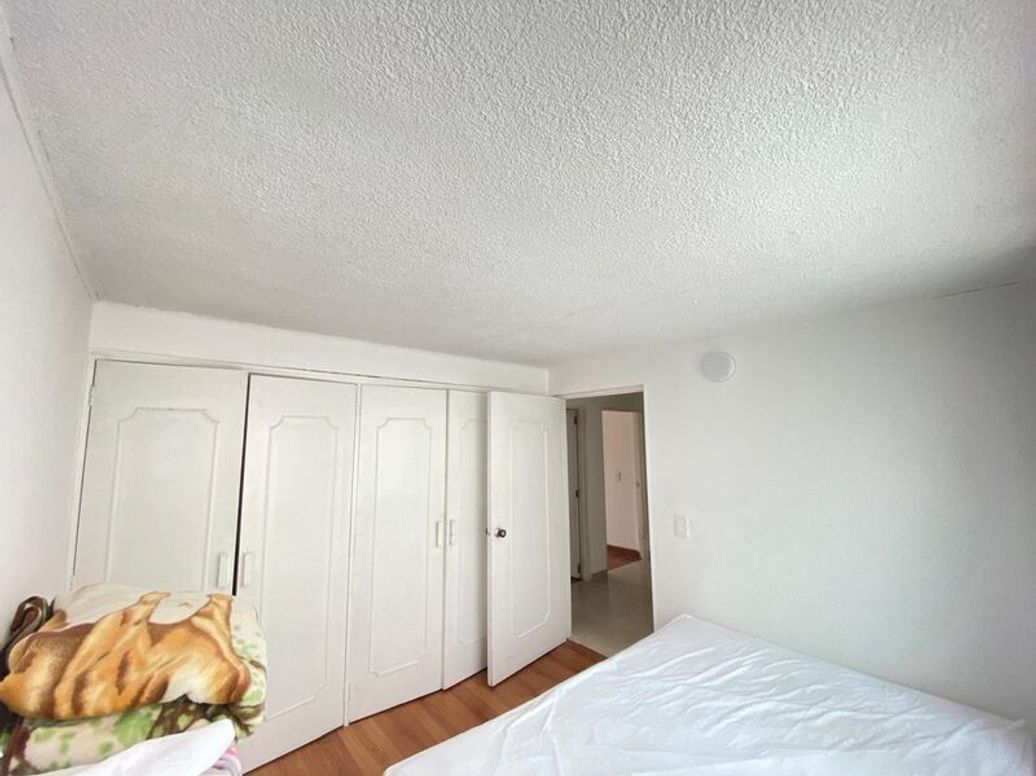 Casa de 5 alcobas en venta en Mónaco, Bogotá, 210 m² · foto 14 de 20