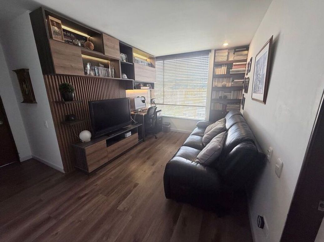 Apartamento de 3 alcobas en venta en Cr Versalles, Bogotá, 182 m² · foto 10 de 20
