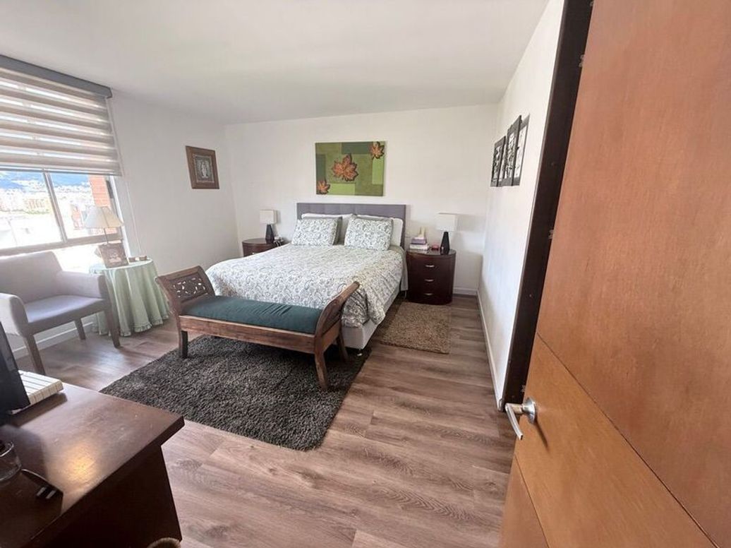 Apartamento de 3 alcobas en venta en Cr Versalles, Bogotá, 182 m² · foto 17 de 20