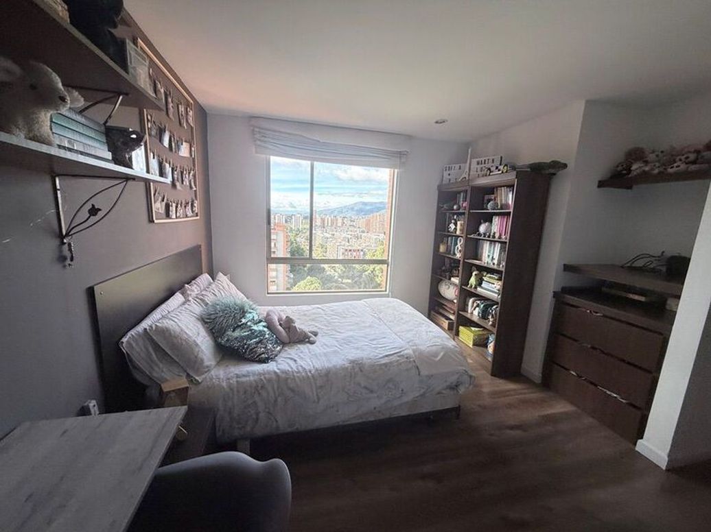 Apartamento de 3 alcobas en venta en Cr Versalles, Bogotá, 182 m² · foto 11 de 20