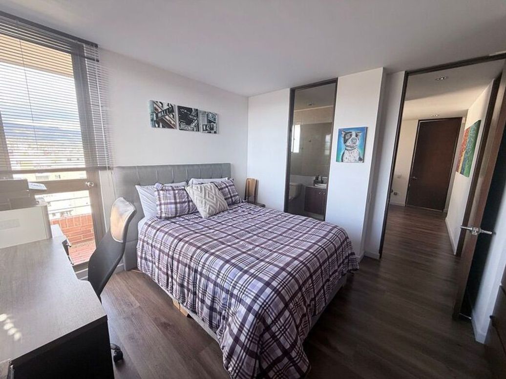 Apartamento de 3 alcobas en venta en Cr Versalles, Bogotá, 182 m² · foto 14 de 20