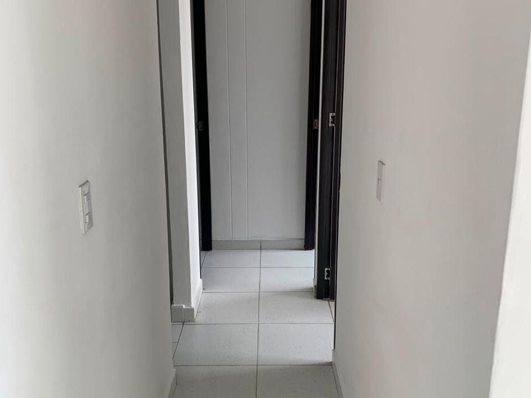 Apartamento de 3 alcobas en venta en Los Pantanos, Bogotá, 47 m² · foto 4 de 7