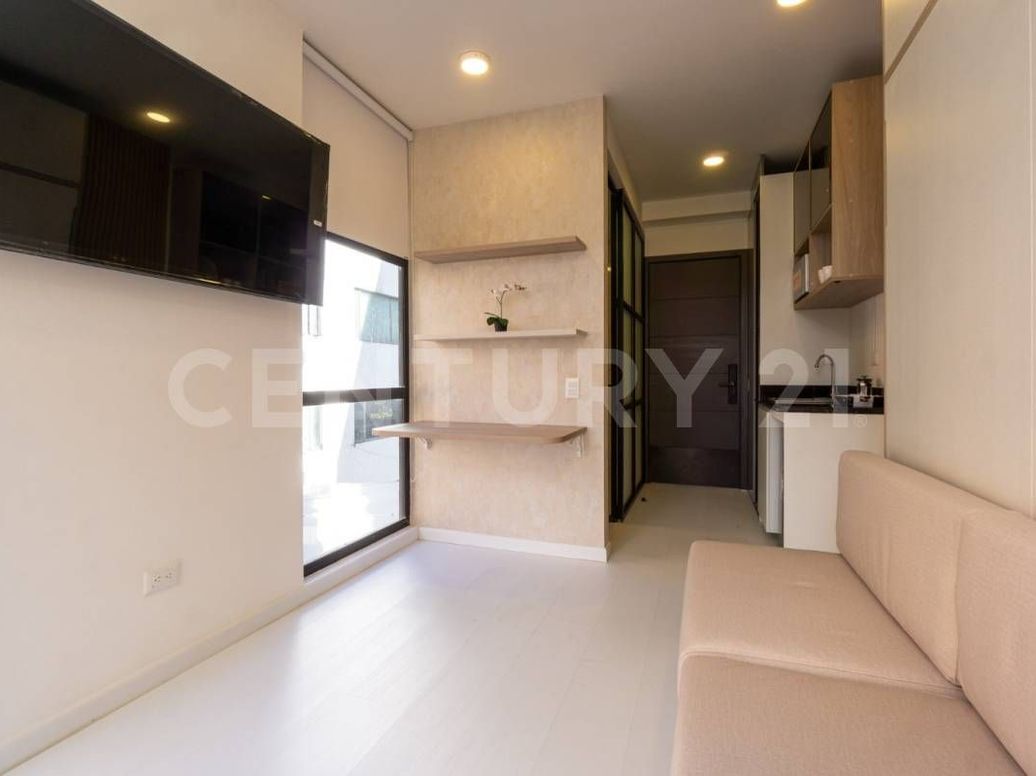 Apartaestudio en venta en Chico, Bogotá, 17 m² · foto 3 de 12