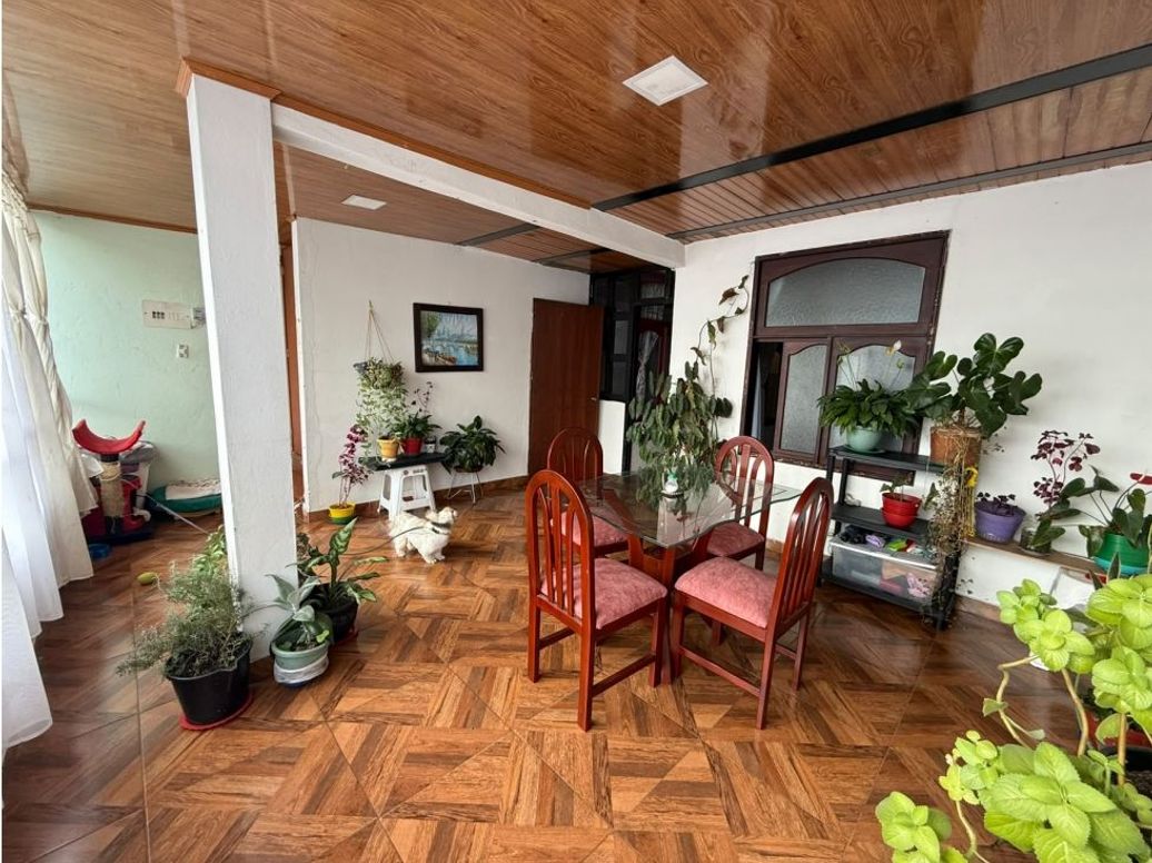 Casa de 12 alcobas en venta en Betania, Bogotá, 288 m² · foto 9 de 20