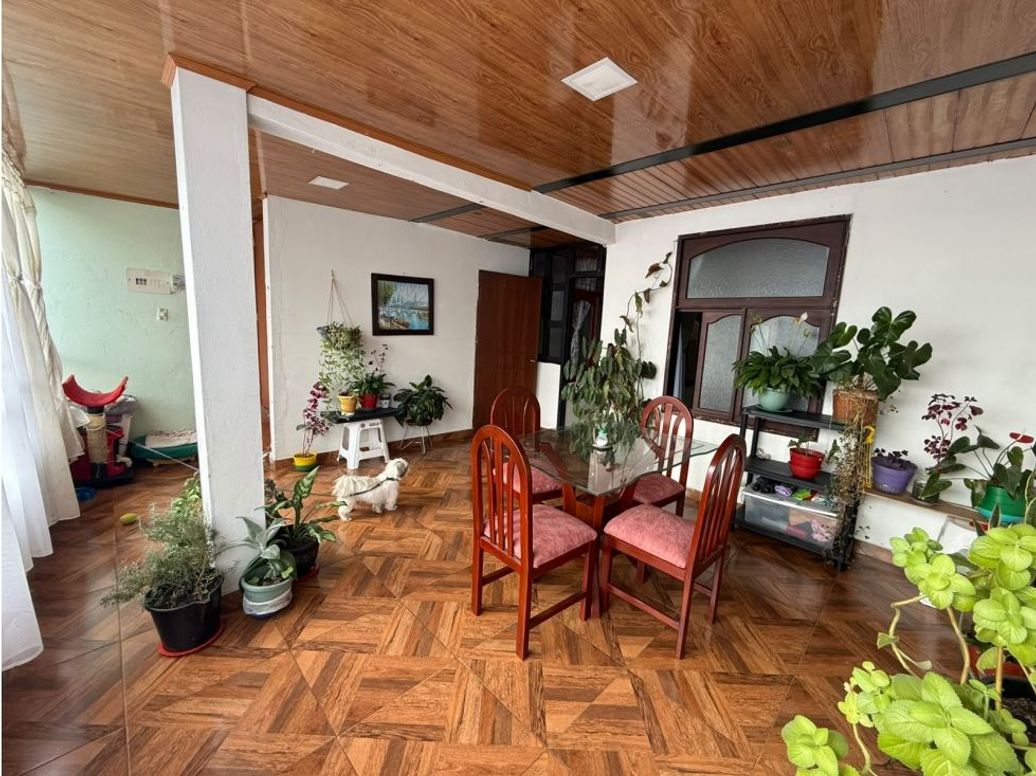 Casa de 12 alcobas en venta en Betania, Bogotá, 288 m² · foto 10 de 20