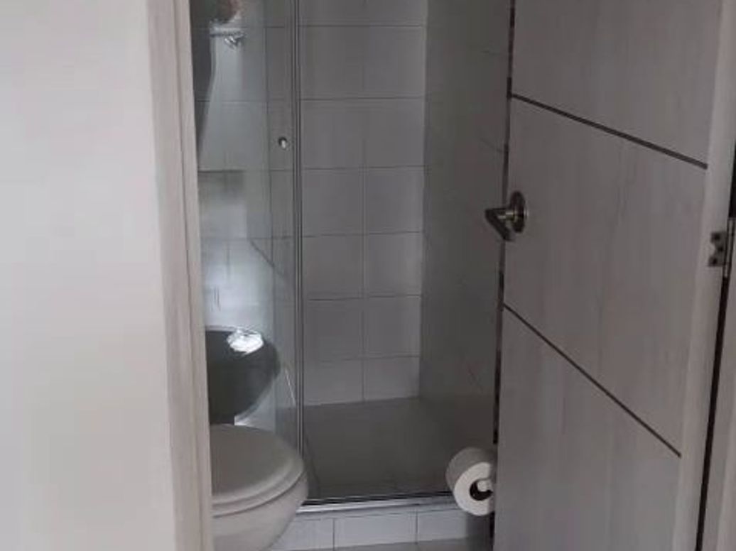 Apartamento de 2 alcobas en venta en Cjr Centenari, Bogotá, 37 m² · foto 12 de 17