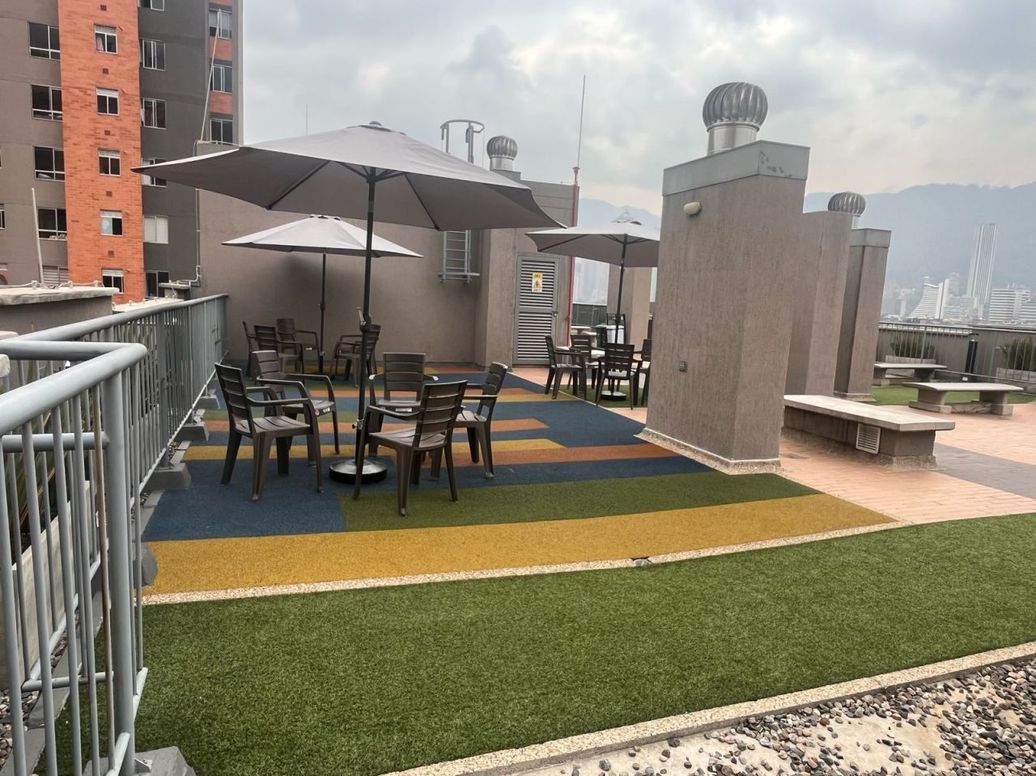 Apartamento de 2 alcobas en venta en Cjr Centenari, Bogotá, 37 m² · foto 6 de 17