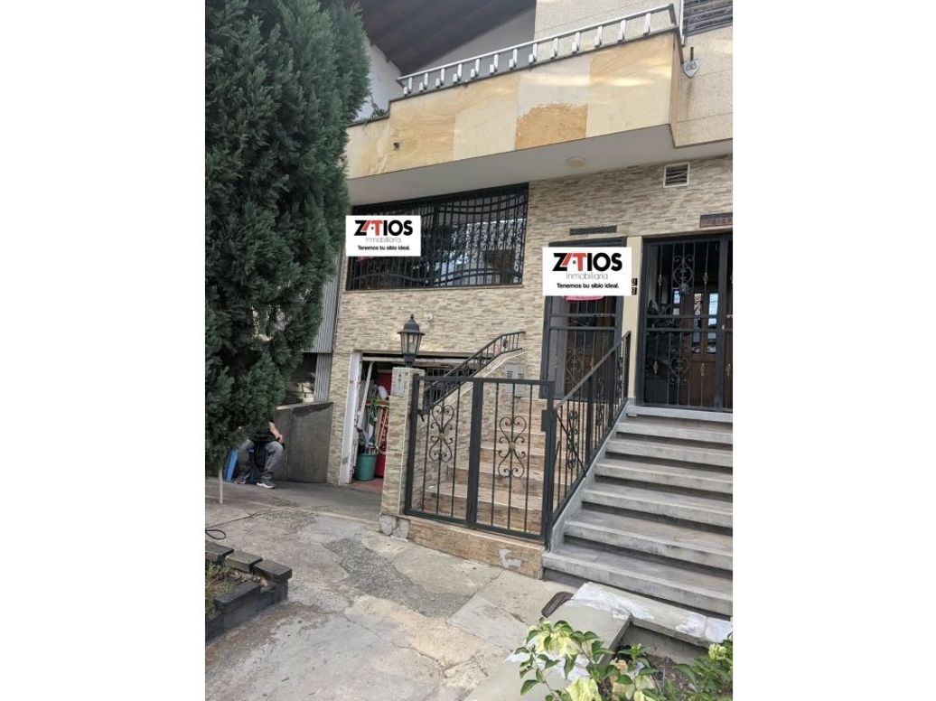 Arriendo Apartamento en los Colores en Ferreni