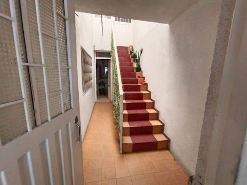 Casa de 10 alcobas en venta en Mandalay 1, Bogotá, 207 m² · foto 15 de 20