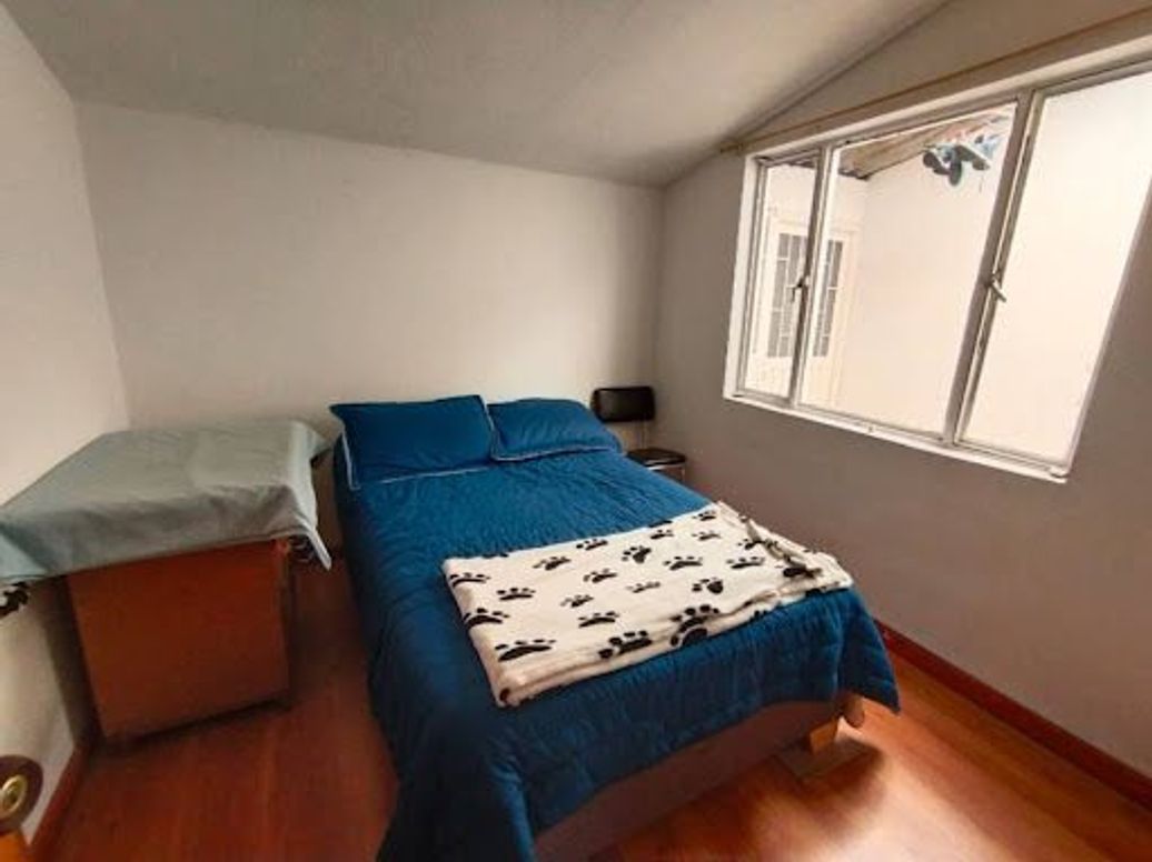 Casa de 10 alcobas en venta en Mandalay 1, Bogotá, 207 m² · foto 12 de 20
