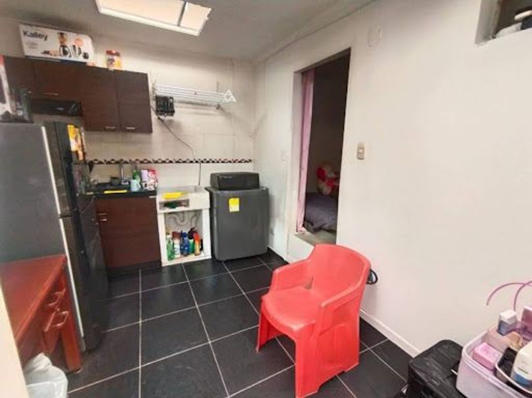 Casa de 10 alcobas en venta en Mandalay 1, Bogotá, 207 m² · foto 20 de 20