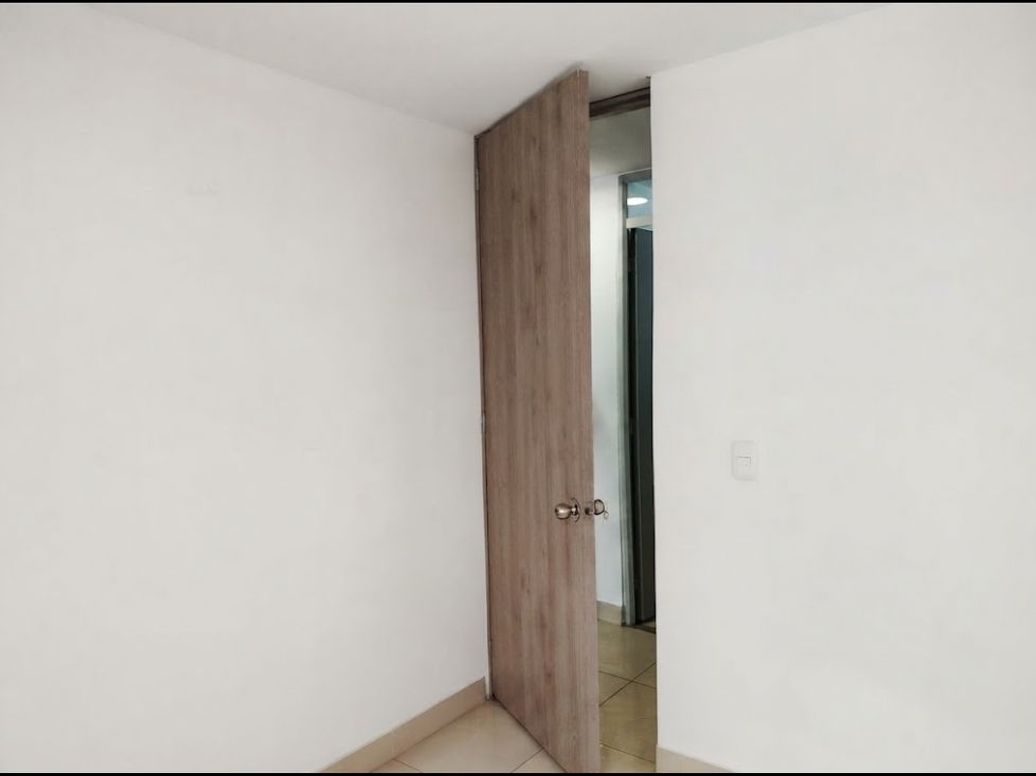 Apartamento de 2 alcobas en venta en Santa Isabel, Bogotá, 31 m² · foto 11 de 14