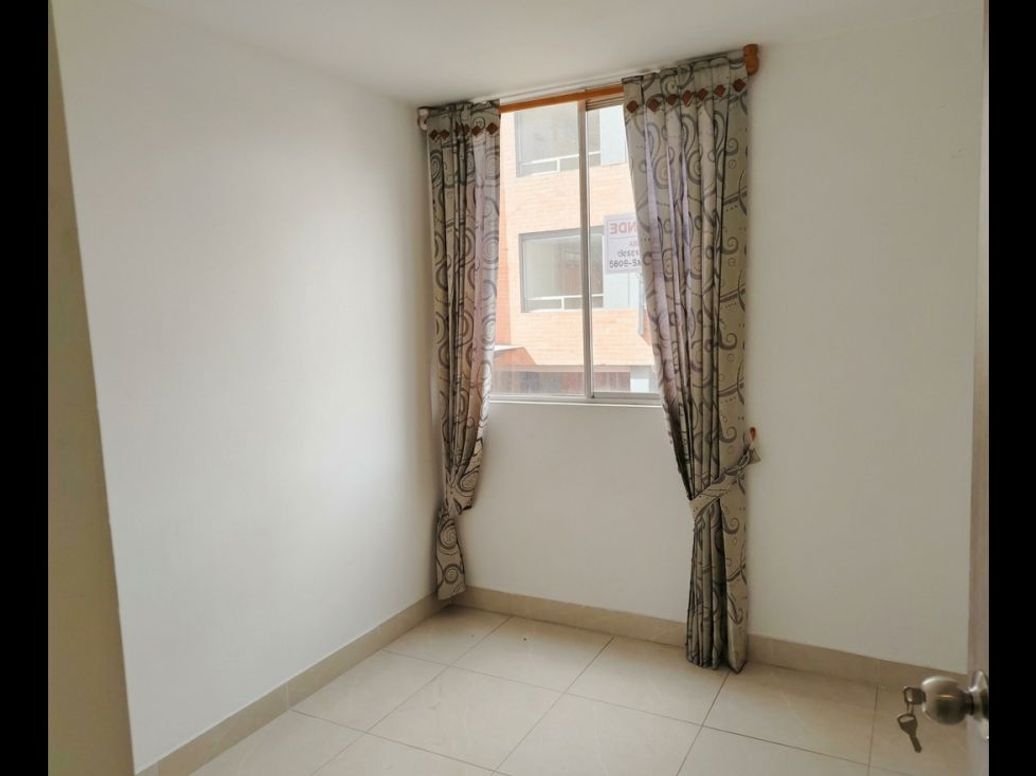 Apartamento de 2 alcobas en venta en Santa Isabel, Bogotá, 31 m² · foto 5 de 14