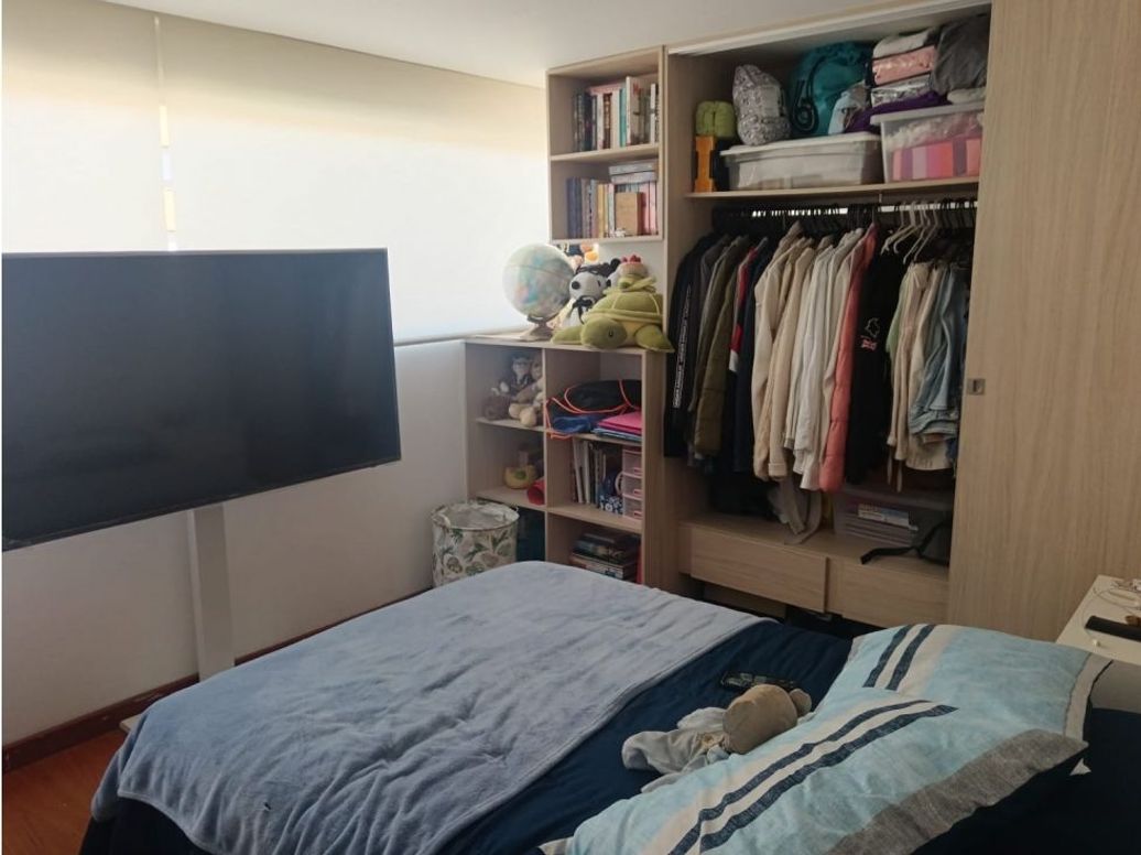 Apartamento de 3 alcobas en venta en Cedritos, Bogotá, 88 m² · foto 3 de 9