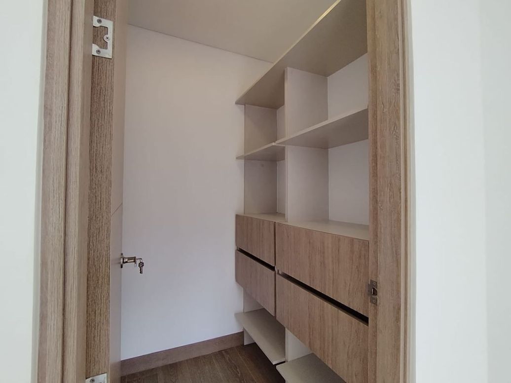 Apartamento de 1 alcoba en venta en El Cedro, Bogotá, 55 m² · foto 10 de 20