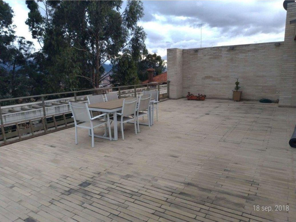 Apartamento de 3 alcobas en venta en Cerros De Suba, Bogotá, 255 m² · foto 9 de 20