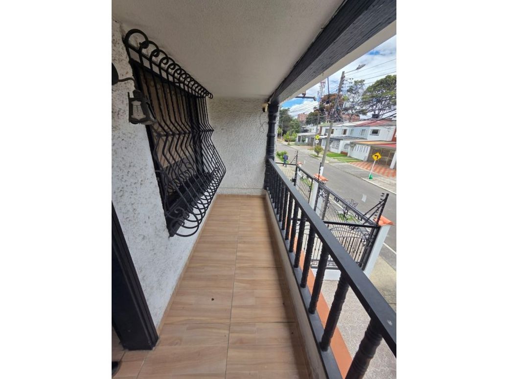 Casa de 6 alcobas en venta en Modelia, Bogotá, 400 m² · foto 4 de 20