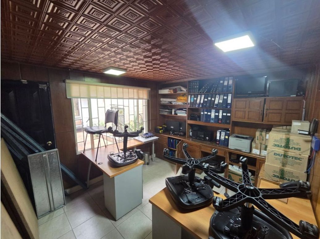 Casa de 6 alcobas en venta en Modelia, Bogotá, 400 m² · foto 14 de 20