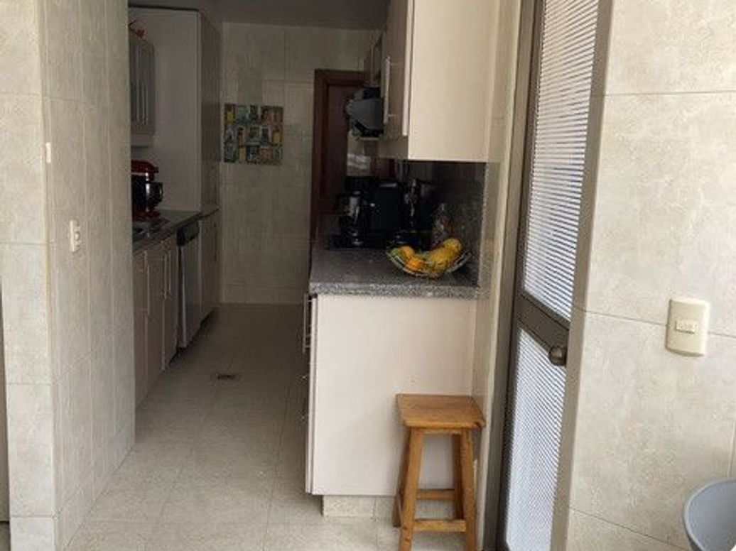 Apartamento de 3 alcobas en venta en Los Alpes, Bogotá, 168 m² · foto 11 de 20