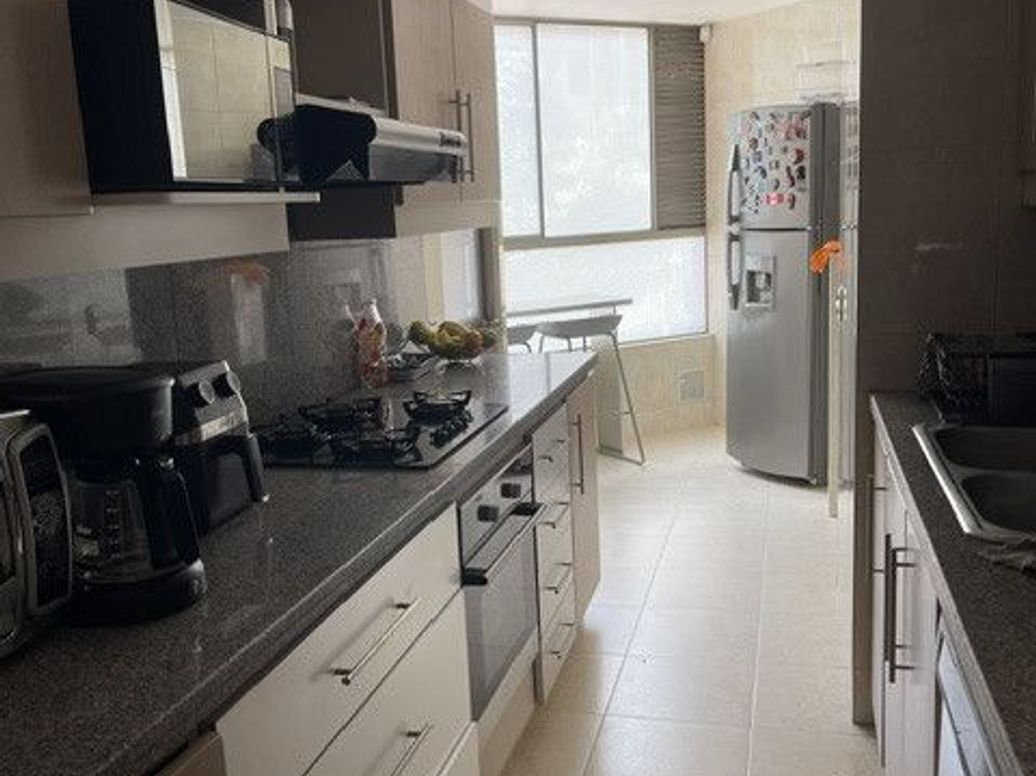 Apartamento de 3 alcobas en venta en Los Alpes, Bogotá, 168 m² · foto 9 de 20